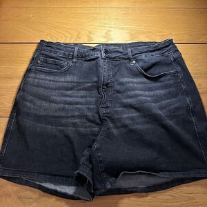 Judy Blue High waist jean shorts 3xl black